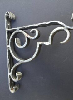 Small Sign Hanger 3